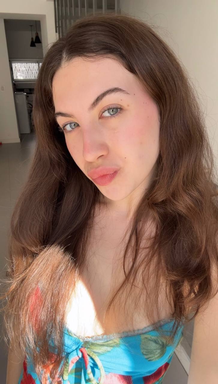 Nude girl Amber in Datong