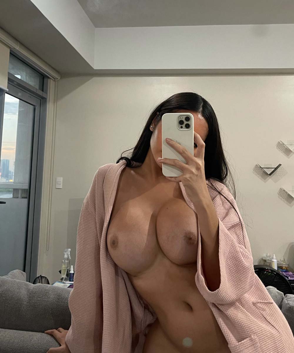 Angela Castellanos naked in Datong