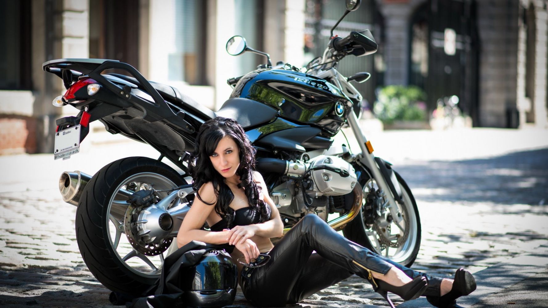 European women on bikes in Datong