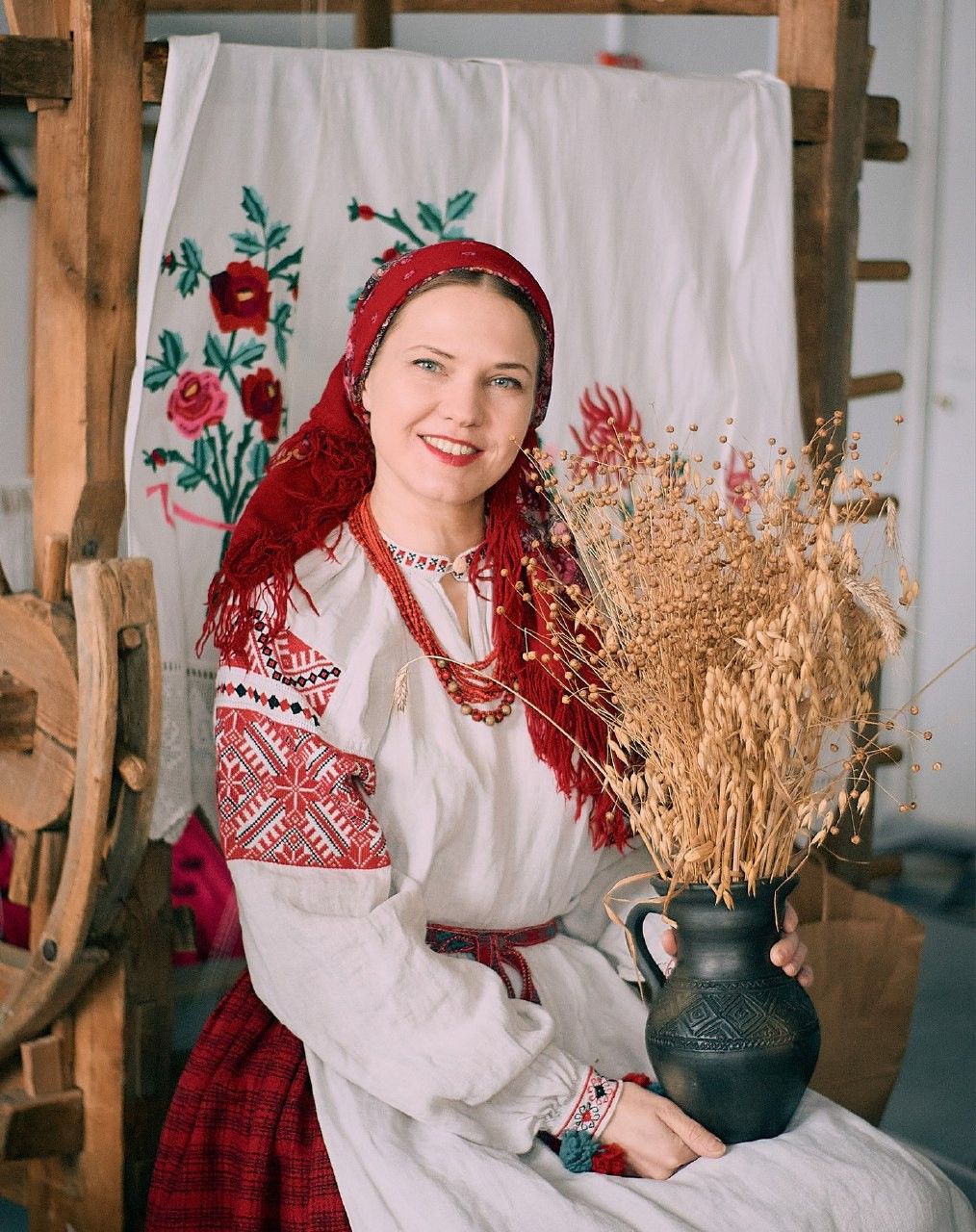 Women in Slavic costumes in Datong